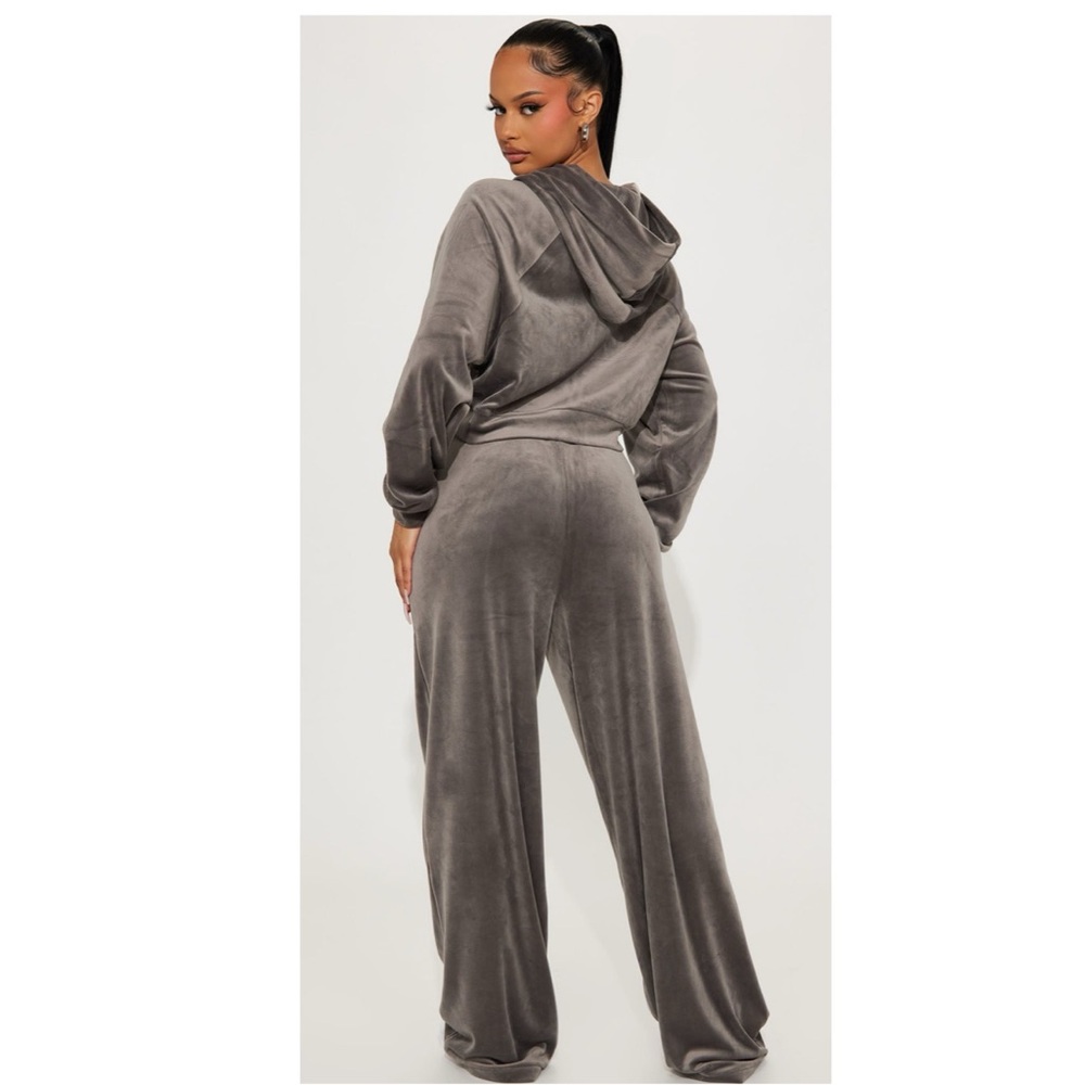 NWT Fashion Nova Gray Velour Tracksuit - Picture 3 of 7